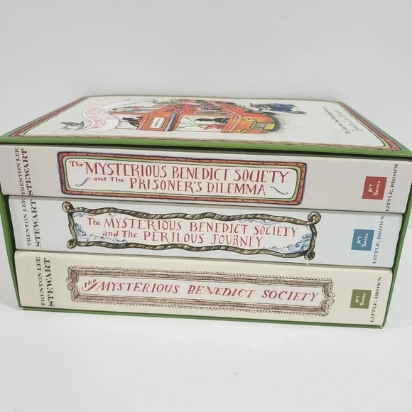 The Mysterious Benedict Society Collection  by Trenton Lee Stewart. - Picture 7 of 10